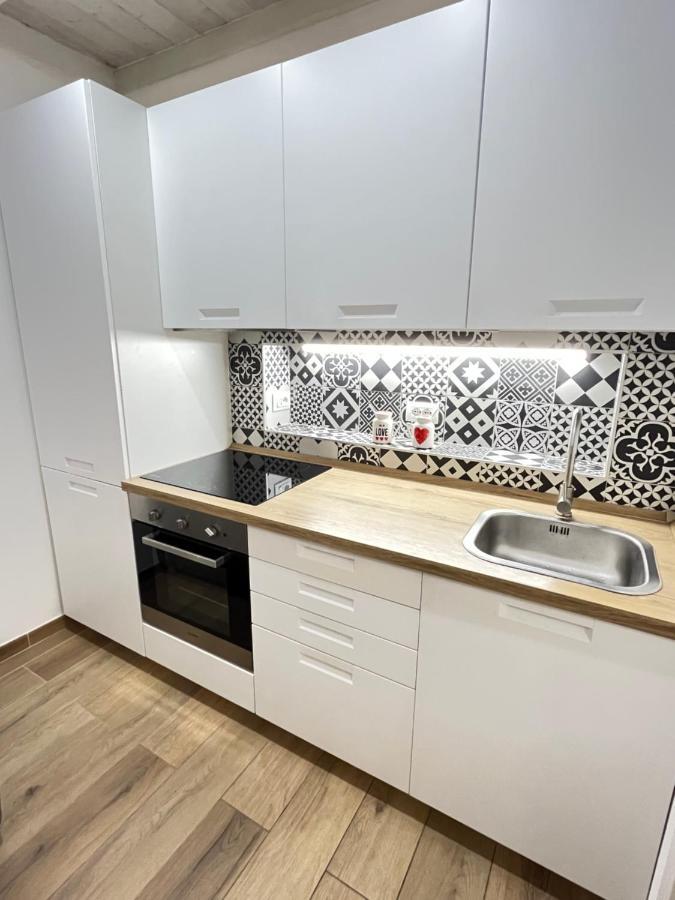 Central Apartments Палермо Екстериор снимка